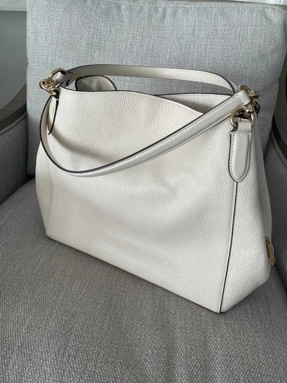 Coach Ivory Leather Hallie Shoulder Bag Gold Hardware Dual Straps